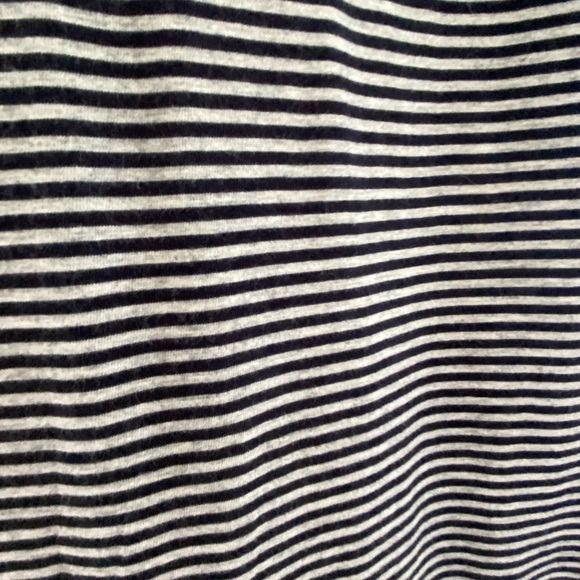 Theory Tee Shirt Dress. Soft and stylish, easy to just slip on and go. - Picture 6 of 9